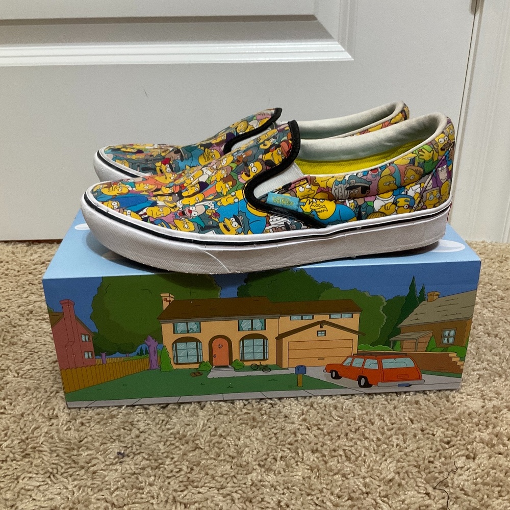 Vans x Simpson comfycush slip-on